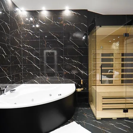 Magic With Jaccuzzi And Sauna Belgrado