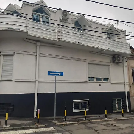 Magic With Jaccuzzi And Sauna Διαμέρισμα Βελιγράδι